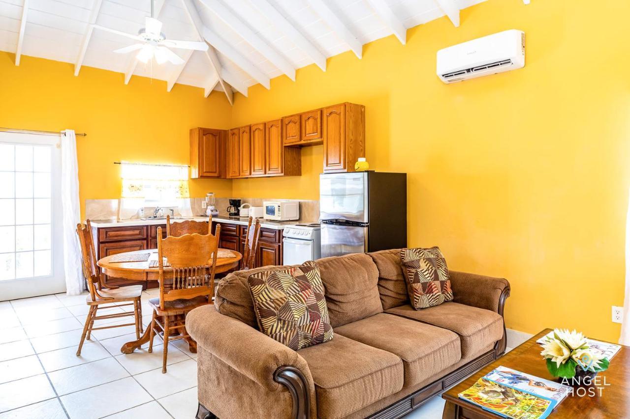 Chalk Sound Beach Residences Near Sapodilla Bay Beach By Angel Host! Taylor Bay Beach Экстерьер фото